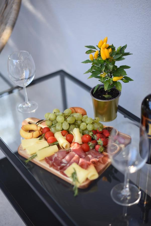L&R Luxury Apartment- Free Parking Zadar Bagian luar foto