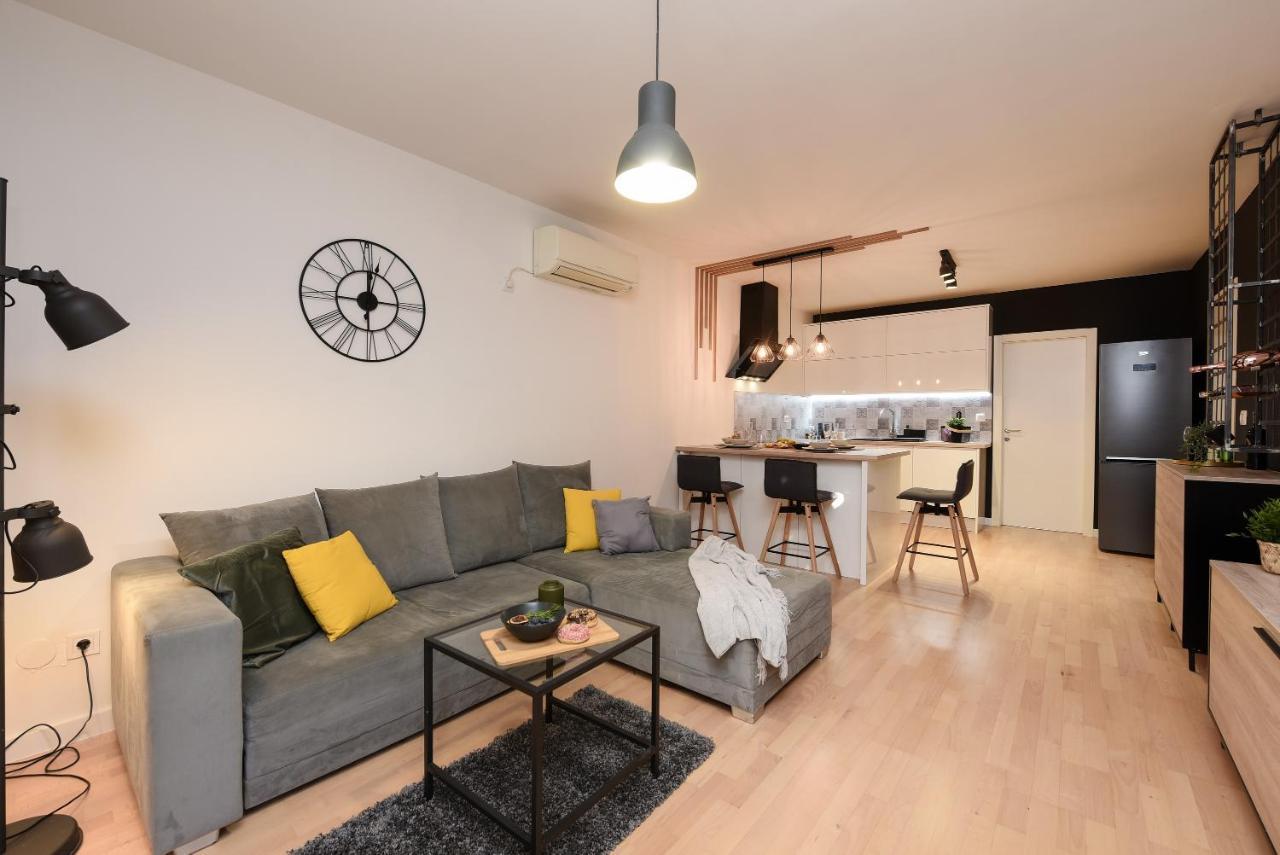 L&R Luxury Apartment- Free Parking Zadar Bagian luar foto
