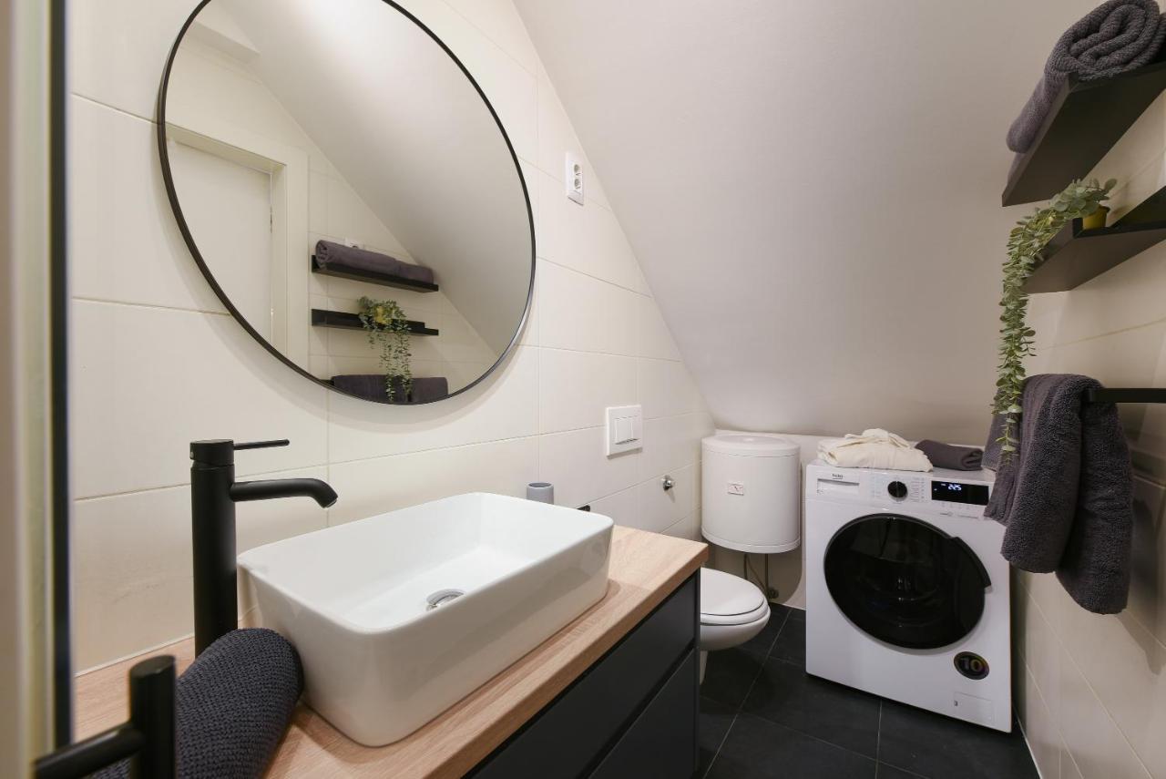 L&R Luxury Apartment- Free Parking Zadar Bagian luar foto