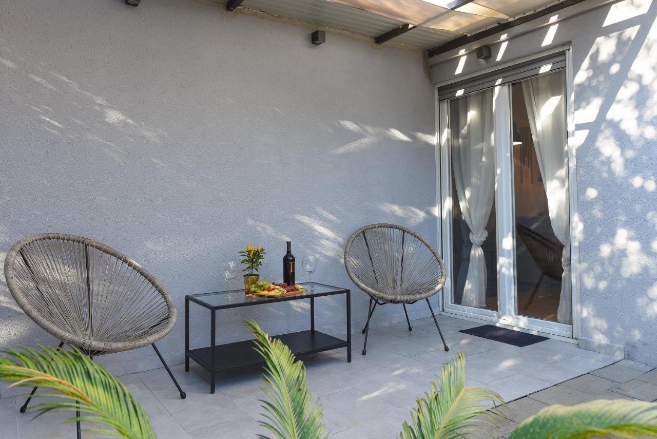 L&R Luxury Apartment- Free Parking Zadar Bagian luar foto