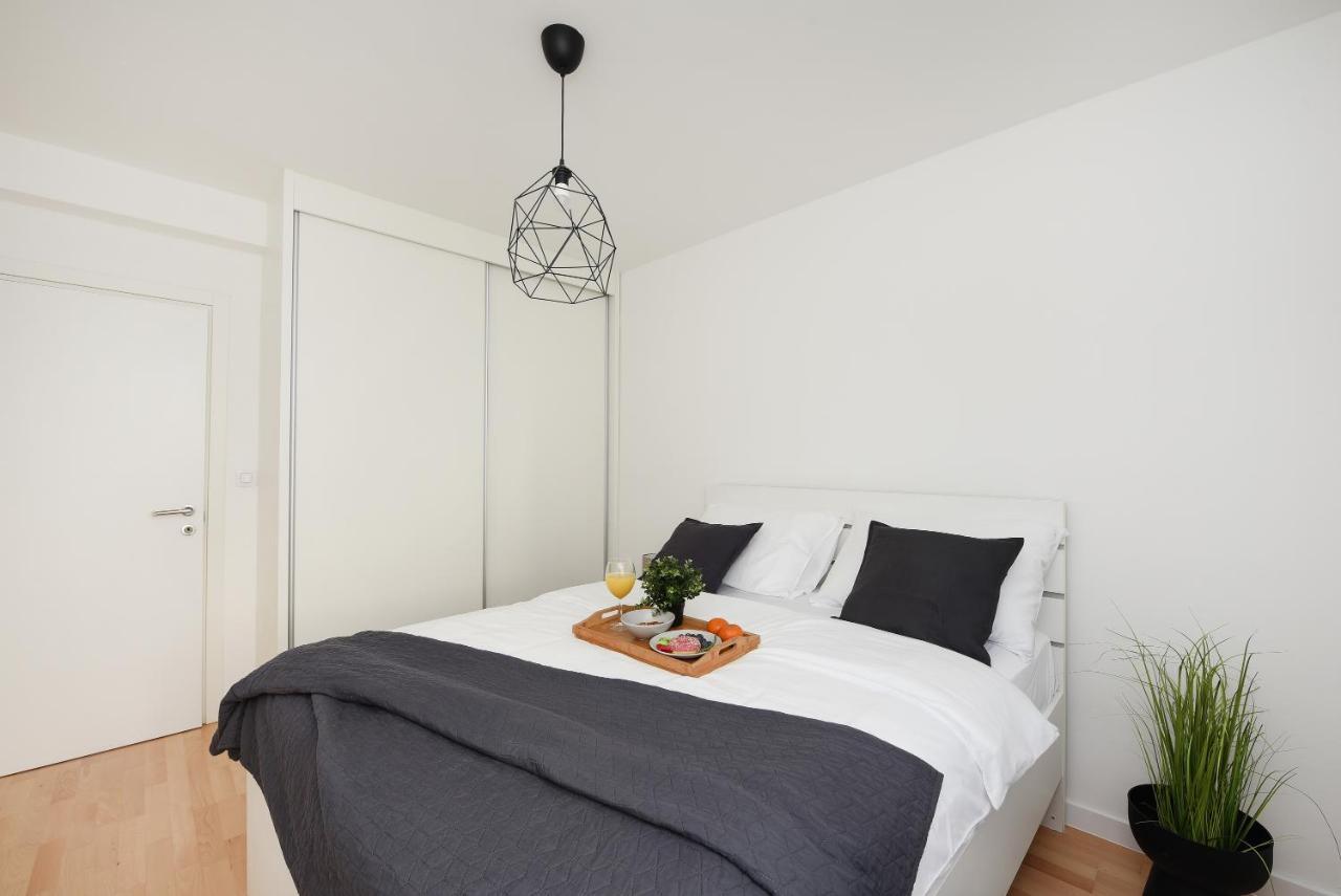 L&R Luxury Apartment- Free Parking Zadar Bagian luar foto