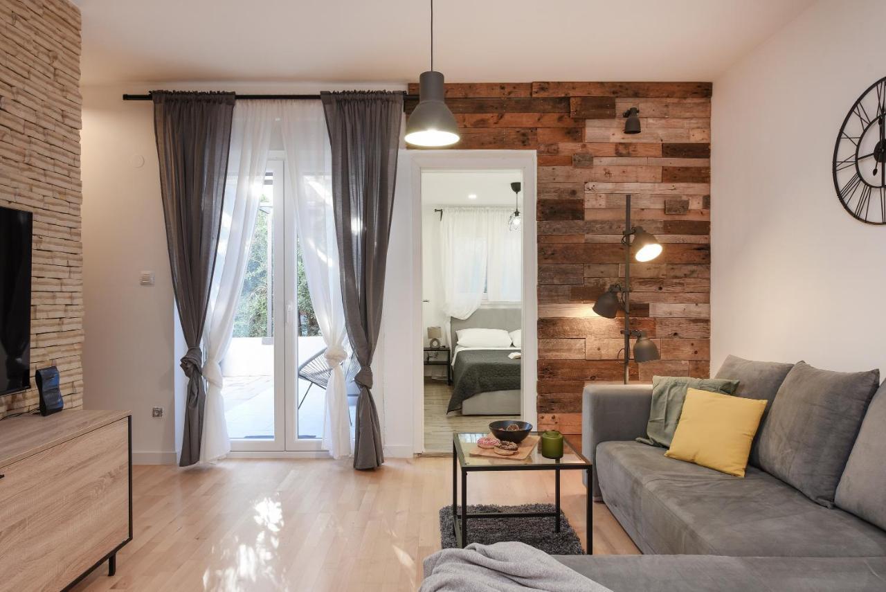 L&R Luxury Apartment- Free Parking Zadar Bagian luar foto